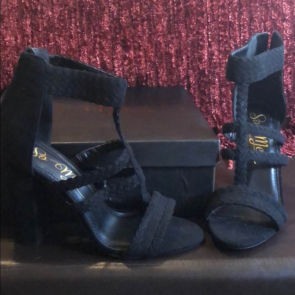 NWT black heels